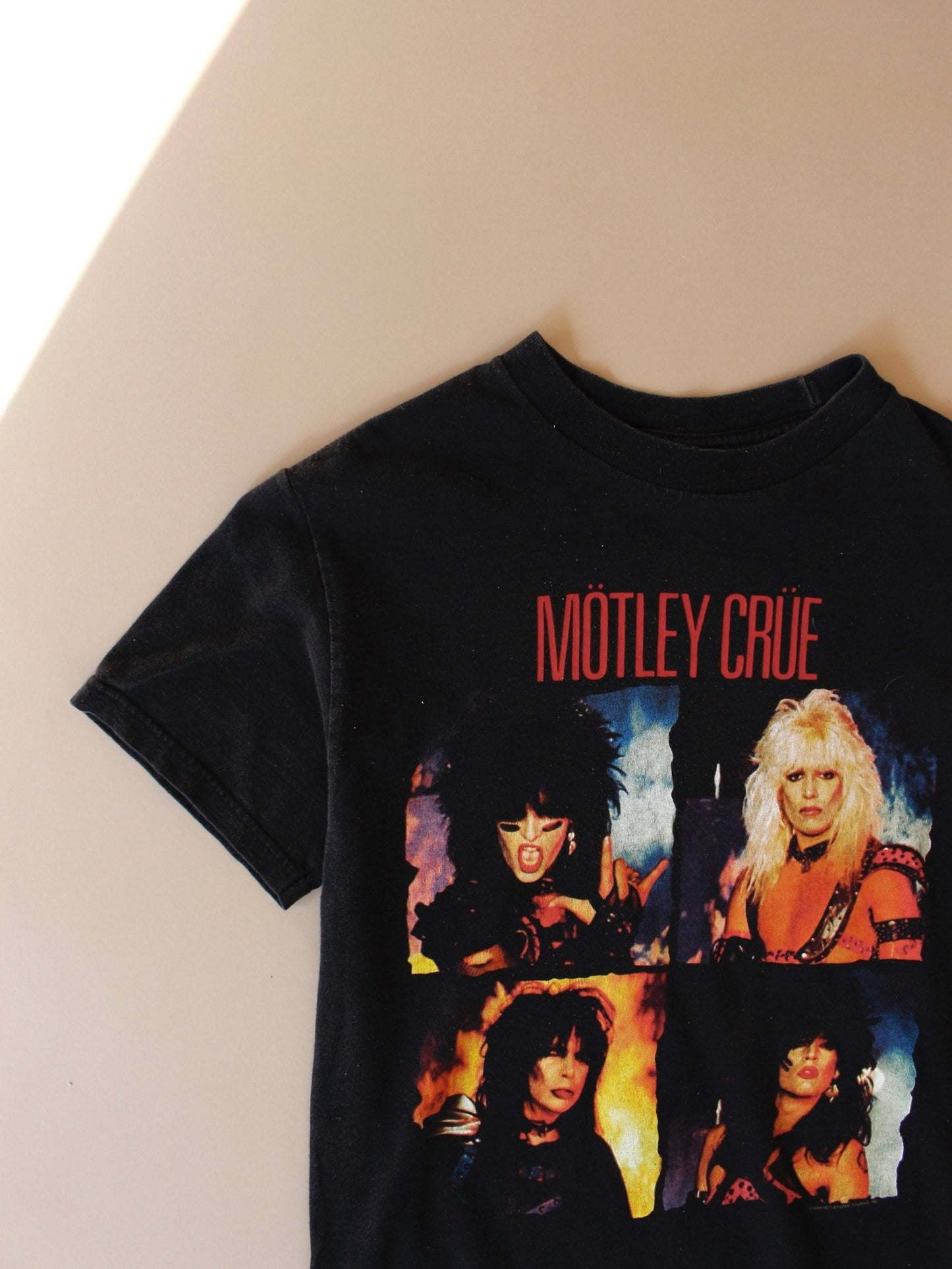 2004 Mötley Crüe Tee