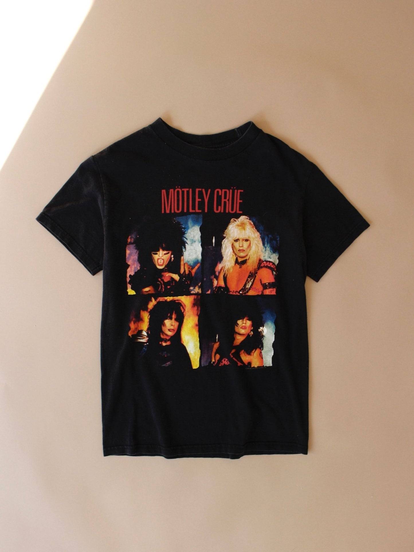 2004 Mötley Crüe Tee